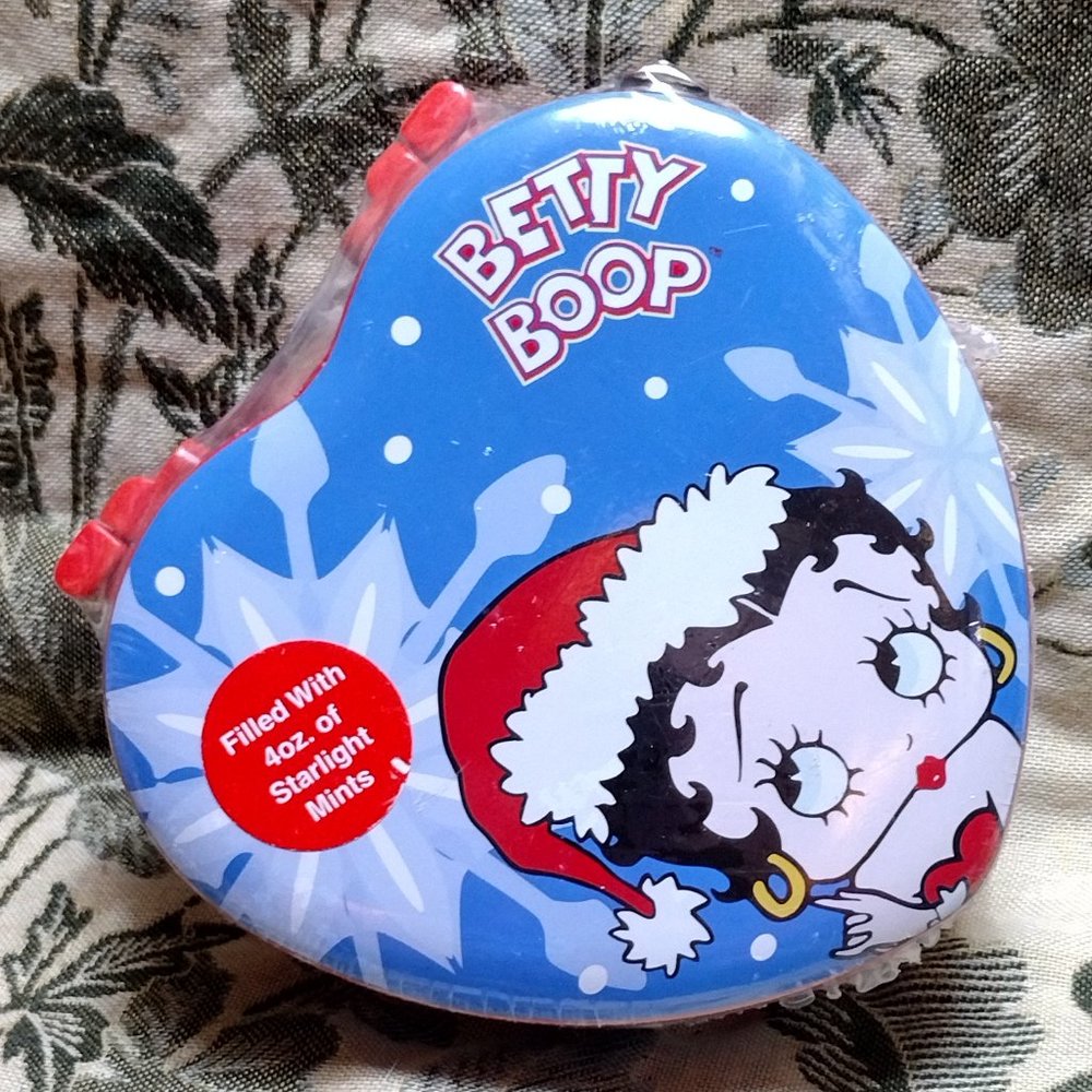 🎄 Betty Boop Holiday Handled Tin